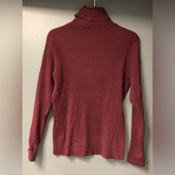 💛⭐TODAY***$12***Apt 9 cranberry colored turtleneck sweater - Picture 3 of 3